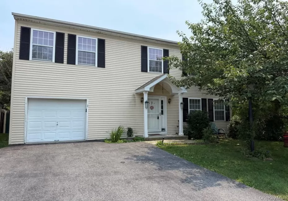 7 Pond Street, Poughkeepsie (town), NY, 3 Bedrooms Bedrooms, 7 Rooms Rooms,2 BathroomsBathrooms,Residential Lease,For Rent,Pond,0,1028405 7 Pond Street, Poughkeepsie (town), NY, 3 Bedrooms Bedrooms, 7 Rooms Rooms,2 BathroomsBathrooms,Residential Lease,For Rent,Pond,0,1028405