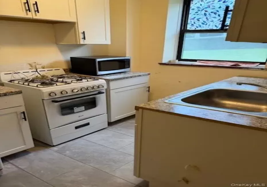 101 Ellwood Avenue, Mount Vernon, NY, 1 Bedroom Bedrooms, 4 Rooms Rooms,1 BathroomBathrooms,Residential,For Rent,Ellwood,0,1027833 101 Ellwood Avenue, Mount Vernon, NY, 1 Bedroom Bedrooms, 4 Rooms Rooms,1 BathroomBathrooms,Residential,For Rent,Ellwood,0,1027833