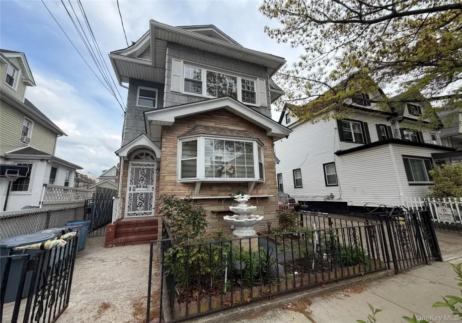 9545 112th Street, New York, NY, 2 Bedrooms Bedrooms, 4 Rooms Rooms,1 BathroomBathrooms,Residential Lease,For Rent,112th,0,1028401 9545 112th Street, New York, NY, 2 Bedrooms Bedrooms, 4 Rooms Rooms,1 BathroomBathrooms,Residential Lease,For Rent,112th,0,1028401