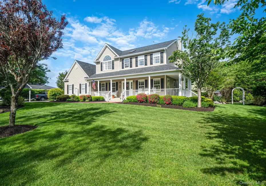19 Sweetgum Lane, Brookhaven, NY, 4 Bedrooms Bedrooms, 12 Rooms Rooms,3 BathroomsBathrooms,Residential,For Rent,Sweetgum,0,1028416 19 Sweetgum Lane, Brookhaven, NY, 4 Bedrooms Bedrooms, 12 Rooms Rooms,3 BathroomsBathrooms,Residential,For Rent,Sweetgum,0,1028416