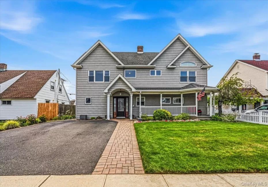 63 Kingfisher Road, Hempstead, NY, 4 Bedrooms Bedrooms, 11 Rooms Rooms,2 BathroomsBathrooms,Residential,For Rent,Kingfisher,0,1028173 63 Kingfisher Road, Hempstead, NY, 4 Bedrooms Bedrooms, 11 Rooms Rooms,2 BathroomsBathrooms,Residential,For Rent,Kingfisher,0,1028173