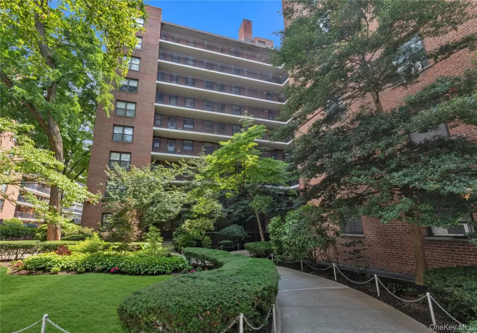 35-31 85th Street, New York, NY, 3 Bedrooms Bedrooms, 6 Rooms Rooms,1 BathroomBathrooms,Residential,For Rent,85th,0,1025063 35-31 85th Street, New York, NY, 3 Bedrooms Bedrooms, 6 Rooms Rooms,1 BathroomBathrooms,Residential,For Rent,85th,0,1025063