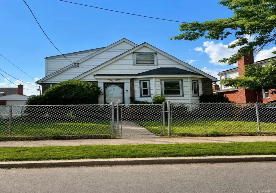 49 Everett Street, Hempstead, NY, 4 Bedrooms Bedrooms, 8 Rooms Rooms,2 BathroomsBathrooms,Residential,For Rent,Everett,0,1028476 49 Everett Street, Hempstead, NY, 4 Bedrooms Bedrooms, 8 Rooms Rooms,2 BathroomsBathrooms,Residential,For Rent,Everett,0,1028476