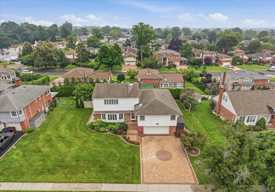 34 Duke Drive, North Hempstead, NY, 5 Bedrooms Bedrooms, 10 Rooms Rooms,4 BathroomsBathrooms,Residential,For Rent,Duke,0,1028193 34 Duke Drive, North Hempstead, NY, 5 Bedrooms Bedrooms, 10 Rooms Rooms,4 BathroomsBathrooms,Residential,For Rent,Duke,0,1028193