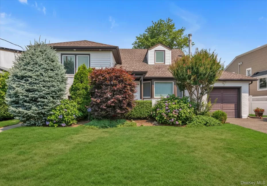 4020 Judith Lane, Hempstead, NY, 3 Bedrooms Bedrooms, 7 Rooms Rooms,2 BathroomsBathrooms,Residential,For Rent,Judith,0,1026726 4020 Judith Lane, Hempstead, NY, 3 Bedrooms Bedrooms, 7 Rooms Rooms,2 BathroomsBathrooms,Residential,For Rent,Judith,0,1026726
