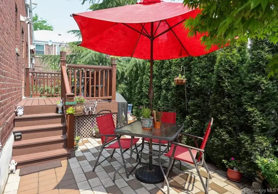 247-28 76th Avenue, New York, NY, 2 Bedrooms Bedrooms, 4 Rooms Rooms,1 BathroomBathrooms,Residential,For Rent,76th,0,1028088 247-28 76th Avenue, New York, NY, 2 Bedrooms Bedrooms, 4 Rooms Rooms,1 BathroomBathrooms,Residential,For Rent,76th,0,1028088