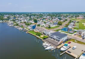 390 Shore Road, Babylon, NY, 4 Bedrooms Bedrooms, 13 Rooms Rooms,3 BathroomsBathrooms,Residential,For Rent,Shore,0,882198 390 Shore Road, Babylon, NY, 4 Bedrooms Bedrooms, 13 Rooms Rooms,3 BathroomsBathrooms,Residential,For Rent,Shore,0,882198
