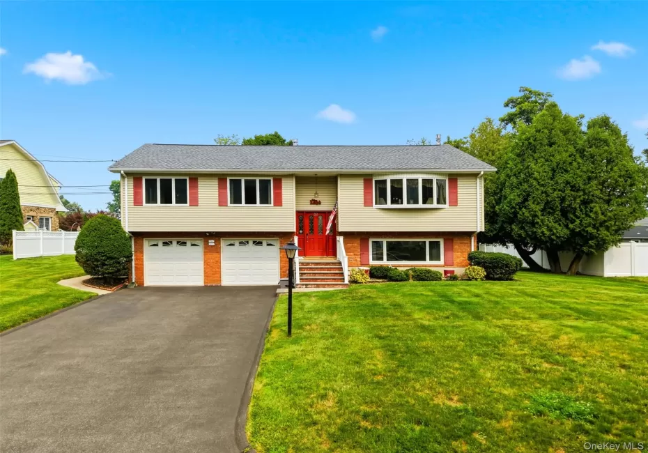 32 Van Zandt Drive, Orangetown, NY, 4 Bedrooms Bedrooms, 8 Rooms Rooms,2 BathroomsBathrooms,Residential,For Rent,Van Zandt,0,1026371 32 Van Zandt Drive, Orangetown, NY, 4 Bedrooms Bedrooms, 8 Rooms Rooms,2 BathroomsBathrooms,Residential,For Rent,Van Zandt,0,1026371