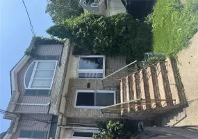 110 lyceum Court, New York, NY, 3 Bedrooms Bedrooms, 8 Rooms Rooms,2 BathroomsBathrooms,Residential,For Rent,lyceum,0,1028768 110 lyceum Court, New York, NY, 3 Bedrooms Bedrooms, 8 Rooms Rooms,2 BathroomsBathrooms,Residential,For Rent,lyceum,0,1028768