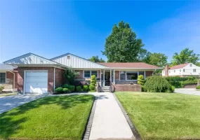 219-04 Stewart Road, New York, NY, 3 Bedrooms Bedrooms, 8 Rooms Rooms,3 BathroomsBathrooms,Residential,For Rent,Stewart,0,1027482 219-04 Stewart Road, New York, NY, 3 Bedrooms Bedrooms, 8 Rooms Rooms,3 BathroomsBathrooms,Residential,For Rent,Stewart,0,1027482