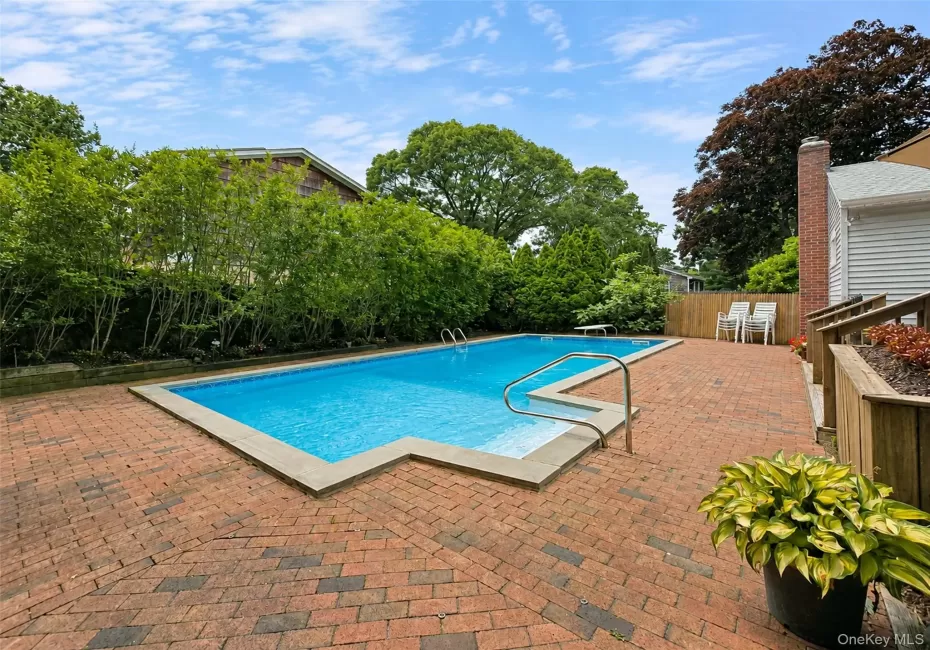Wonderful Yard With Heated In Ground Pool. Wonderful Yard With Heated In Ground Pool.