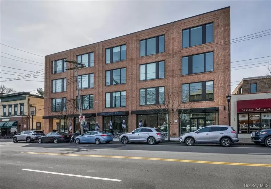 110 Chatsworth Avenue, Mamaroneck, NY, 3 Bedrooms Bedrooms, 5 Rooms Rooms,3 BathroomsBathrooms,Residential Lease,For Rent,Chatsworth,0,1029147 110 Chatsworth Avenue, Mamaroneck, NY, 3 Bedrooms Bedrooms, 5 Rooms Rooms,3 BathroomsBathrooms,Residential Lease,For Rent,Chatsworth,0,1029147