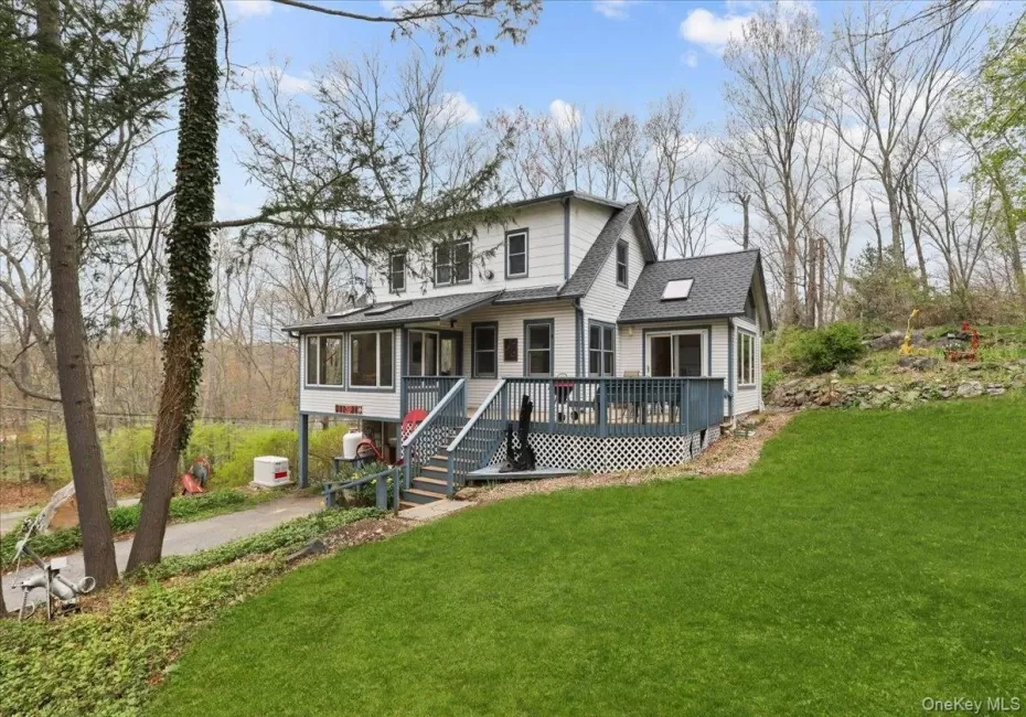 1 Branch Street, Lewisboro, NY, 3 Bedrooms Bedrooms, 7 Rooms Rooms,2 BathroomsBathrooms,Residential Lease,For Rent,Branch,0,1029094 1 Branch Street, Lewisboro, NY, 3 Bedrooms Bedrooms, 7 Rooms Rooms,2 BathroomsBathrooms,Residential Lease,For Rent,Branch,0,1029094