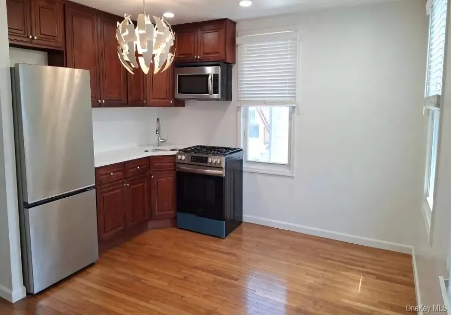 9531 90th Street, New York, NY, 2 Bedrooms Bedrooms, 4 Rooms Rooms,1 BathroomBathrooms,Residential Lease,For Rent,90th,0,1028833 9531 90th Street, New York, NY, 2 Bedrooms Bedrooms, 4 Rooms Rooms,1 BathroomBathrooms,Residential Lease,For Rent,90th,0,1028833