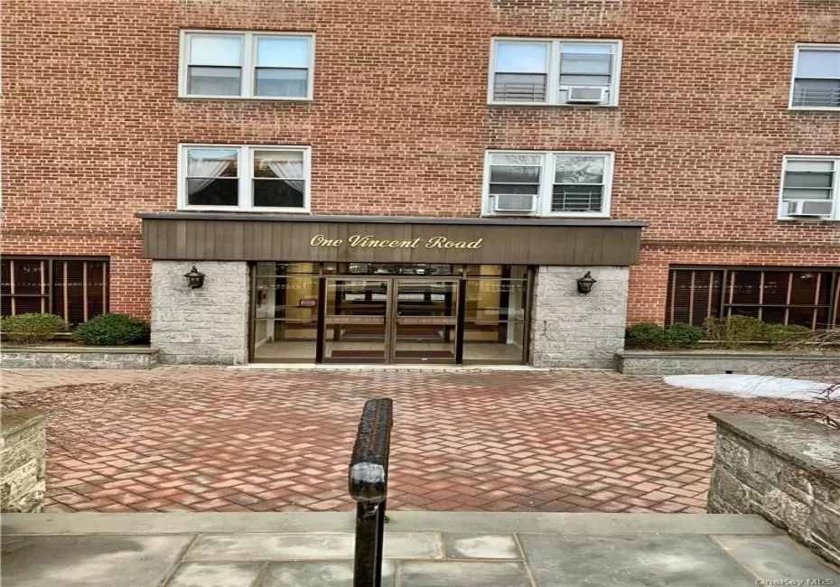 1 Vincent Road, Yonkers, NY, 2 Bedrooms Bedrooms, 4 Rooms Rooms,1 BathroomBathrooms,Residential Lease,For Rent,Vincent,0,1028327 1 Vincent Road, Yonkers, NY, 2 Bedrooms Bedrooms, 4 Rooms Rooms,1 BathroomBathrooms,Residential Lease,For Rent,Vincent,0,1028327