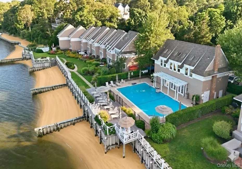 62 Canoe Place Road, Southampton, NY, 2 Bedrooms Bedrooms, 5 Rooms Rooms,2 BathroomsBathrooms,Residential,For Rent,Canoe Place,0,1028744 62 Canoe Place Road, Southampton, NY, 2 Bedrooms Bedrooms, 5 Rooms Rooms,2 BathroomsBathrooms,Residential,For Rent,Canoe Place,0,1028744