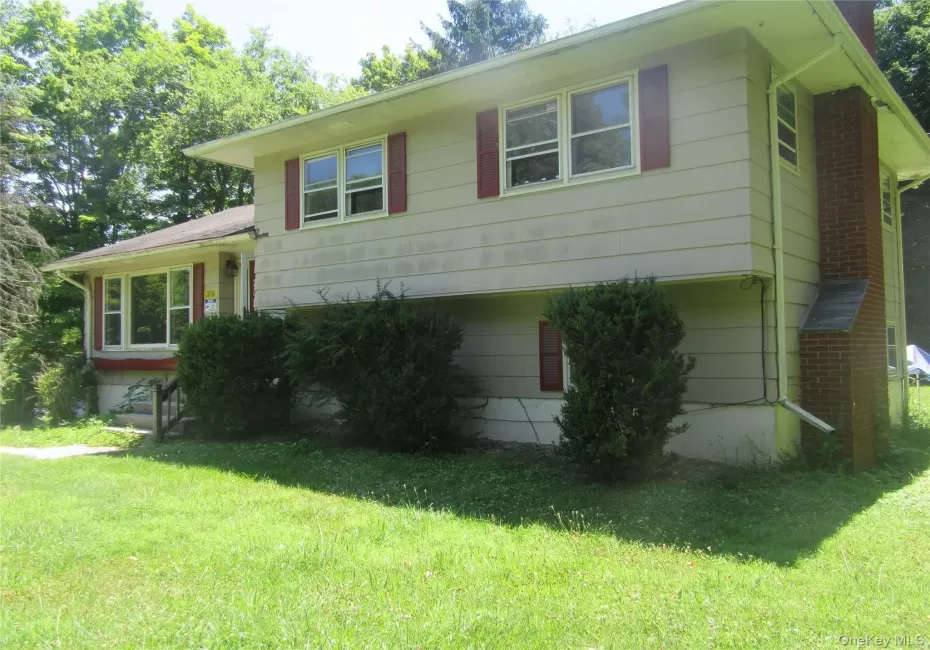 712 California Avenue, Middletown, NY, 3 Bedrooms Bedrooms, 5 Rooms Rooms,1 BathroomBathrooms,Residential,For Rent,California,0,1028824 712 California Avenue, Middletown, NY, 3 Bedrooms Bedrooms, 5 Rooms Rooms,1 BathroomBathrooms,Residential,For Rent,California,0,1028824