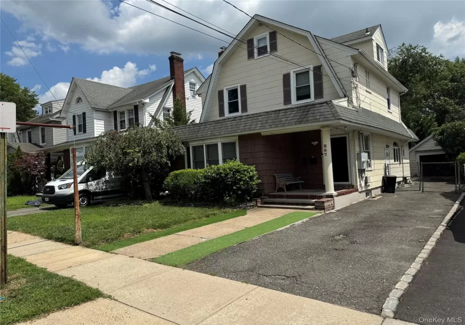 267 Plainfield Avenue, Hempstead, NY, 2 Bedrooms Bedrooms, 4 Rooms Rooms,2 BathroomsBathrooms,Residential Lease,For Rent,Plainfield,0,1029034 267 Plainfield Avenue, Hempstead, NY, 2 Bedrooms Bedrooms, 4 Rooms Rooms,2 BathroomsBathrooms,Residential Lease,For Rent,Plainfield,0,1029034