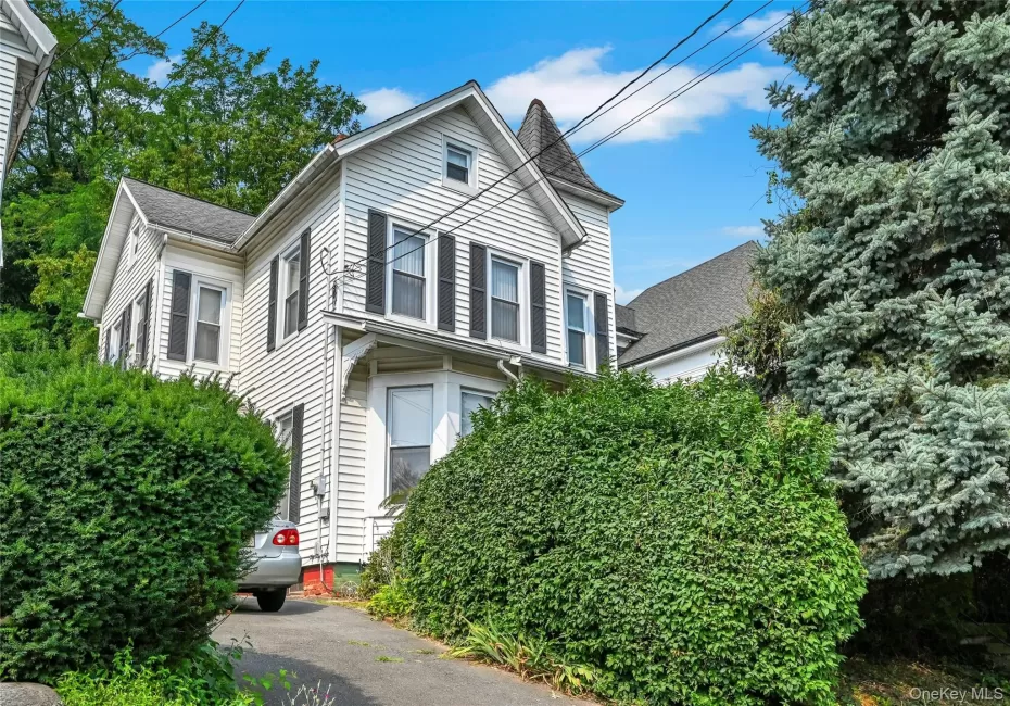 130 Hudson Avenue, Haverstraw, NY, 3 Bedrooms Bedrooms, 7 Rooms Rooms,1 BathroomBathrooms,Residential,For Rent,Hudson,0,1024795 130 Hudson Avenue, Haverstraw, NY, 3 Bedrooms Bedrooms, 7 Rooms Rooms,1 BathroomBathrooms,Residential,For Rent,Hudson,0,1024795
