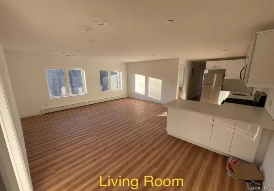 193 Old Country Road, Oyster Bay, NY, 3 Bedrooms Bedrooms, 5 Rooms Rooms,3 BathroomsBathrooms,Residential Lease,For Rent,Old Country,0,1029158 193 Old Country Road, Oyster Bay, NY, 3 Bedrooms Bedrooms, 5 Rooms Rooms,3 BathroomsBathrooms,Residential Lease,For Rent,Old Country,0,1029158