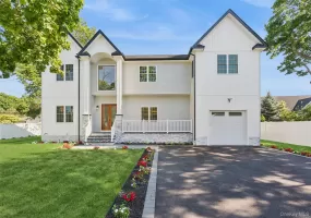 204 Old Country Road, Huntington, NY, 6 Bedrooms Bedrooms, 9 Rooms Rooms,4 BathroomsBathrooms,Residential,For Rent,Old Country,0,1027405 204 Old Country Road, Huntington, NY, 6 Bedrooms Bedrooms, 9 Rooms Rooms,4 BathroomsBathrooms,Residential,For Rent,Old Country,0,1027405