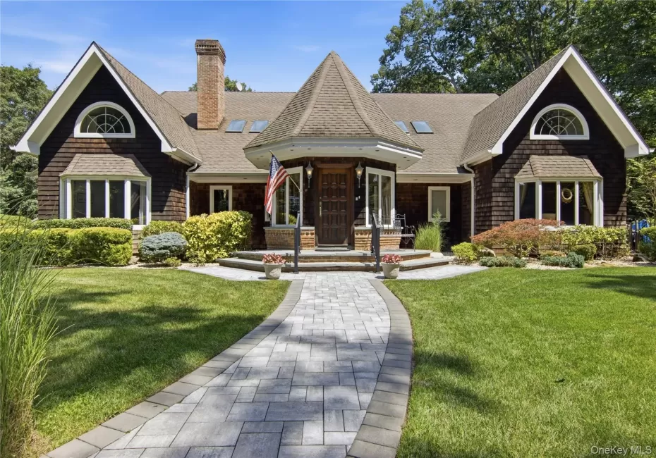 55 Meadow Glen Road, Smithtown, NY, 4 Bedrooms Bedrooms, 12 Rooms Rooms,5 BathroomsBathrooms,Residential,For Rent,Meadow Glen,0,1027958 55 Meadow Glen Road, Smithtown, NY, 4 Bedrooms Bedrooms, 12 Rooms Rooms,5 BathroomsBathrooms,Residential,For Rent,Meadow Glen,0,1027958