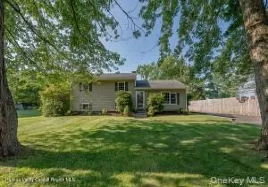 119 Lighthouse Drive, Saugerties, NY, 3 Bedrooms Bedrooms, 7 Rooms Rooms,1 BathroomBathrooms,Residential,For Rent,Lighthouse,0,1028456 119 Lighthouse Drive, Saugerties, NY, 3 Bedrooms Bedrooms, 7 Rooms Rooms,1 BathroomBathrooms,Residential,For Rent,Lighthouse,0,1028456