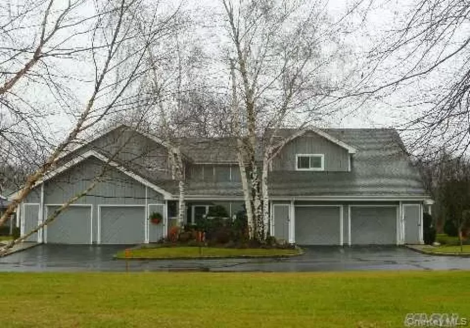 132 Captains Court, Brookhaven, NY, 2 Bedrooms Bedrooms, 7 Rooms Rooms,2 BathroomsBathrooms,Residential,For Rent,Captains,0,1028949 132 Captains Court, Brookhaven, NY, 2 Bedrooms Bedrooms, 7 Rooms Rooms,2 BathroomsBathrooms,Residential,For Rent,Captains,0,1028949