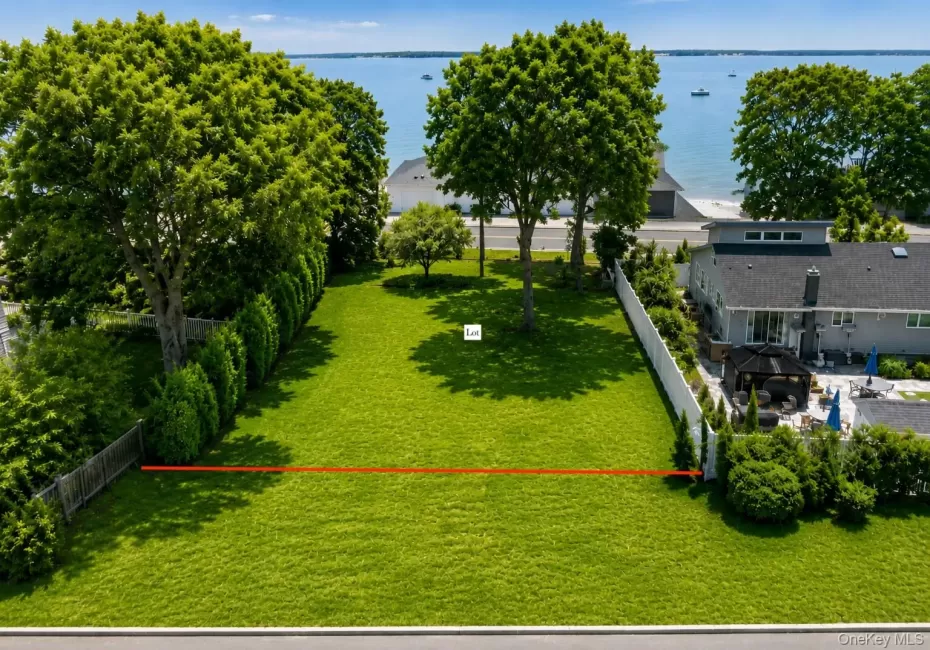 Back view of lot on Eatons Neck Rd Showing the view. Back view of lot on Eatons Neck Rd Showing the view.