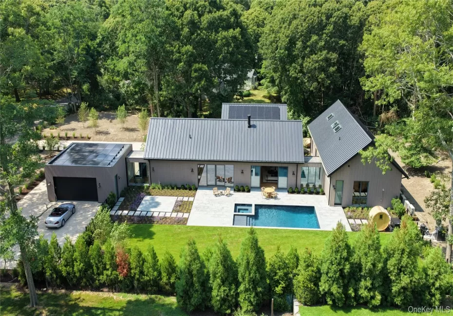 6 Great Circle Drive, Shelter Island, NY, 5 Bedrooms Bedrooms, 11 Rooms Rooms,6 BathroomsBathrooms,Residential,For Rent,Great Circle,0,1027086 6 Great Circle Drive, Shelter Island, NY, 5 Bedrooms Bedrooms, 11 Rooms Rooms,6 BathroomsBathrooms,Residential,For Rent,Great Circle,0,1027086