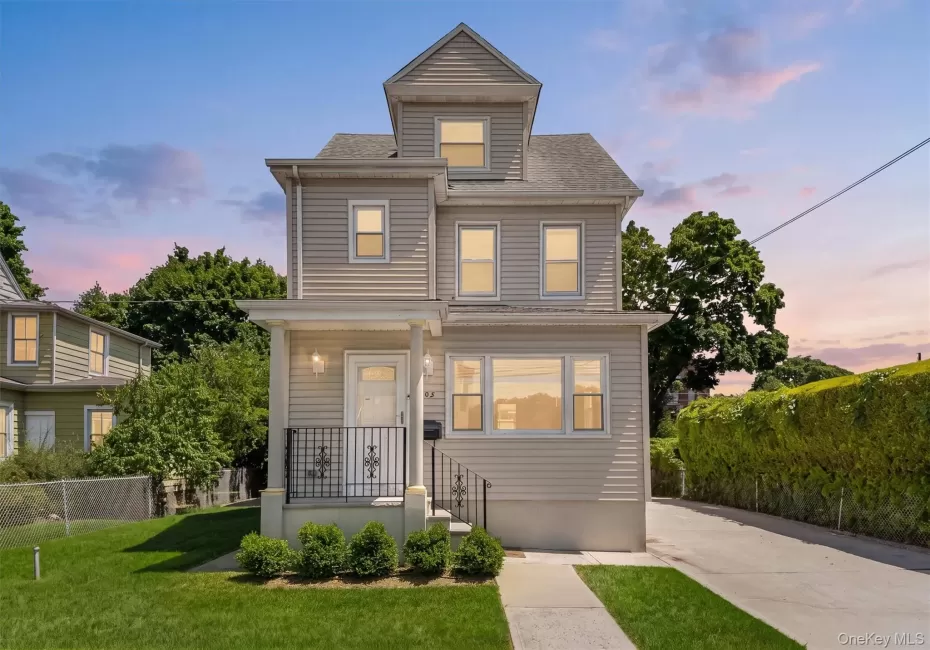 208 Third Avenue, Pelham, NY, 4 Bedrooms Bedrooms, 8 Rooms Rooms,3 BathroomsBathrooms,Residential,For Rent,Third,0,1028495 208 Third Avenue, Pelham, NY, 4 Bedrooms Bedrooms, 8 Rooms Rooms,3 BathroomsBathrooms,Residential,For Rent,Third,0,1028495