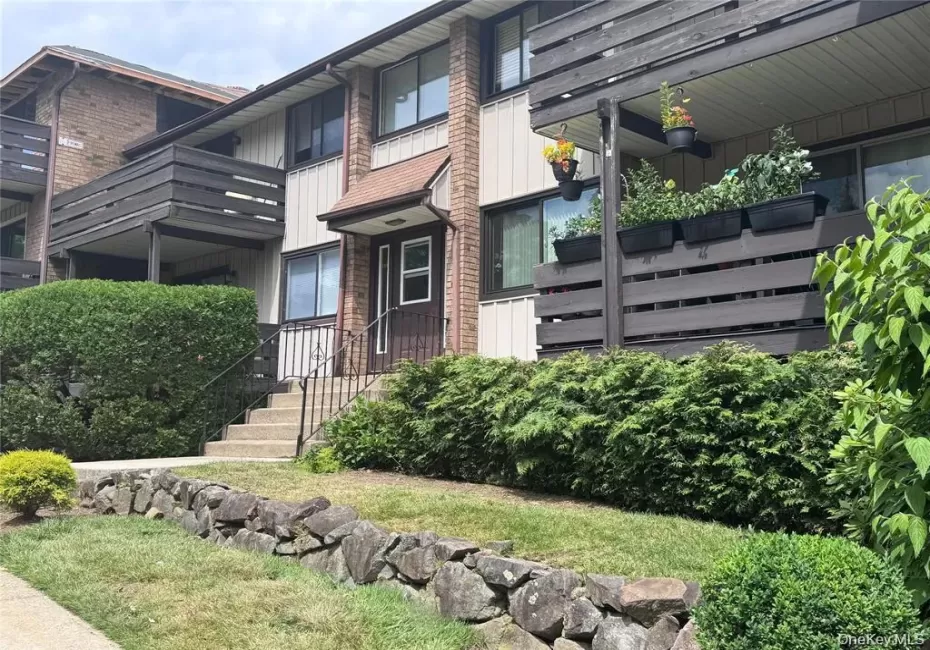 136 Sierra Vista Lane, Clarkstown, NY, 1 Bedroom Bedrooms, 4 Rooms Rooms,1 BathroomBathrooms,Residential,For Rent,Sierra Vista,0,1029487 136 Sierra Vista Lane, Clarkstown, NY, 1 Bedroom Bedrooms, 4 Rooms Rooms,1 BathroomBathrooms,Residential,For Rent,Sierra Vista,0,1029487