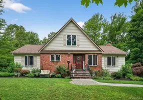 189 School House Road, Middletown, NY, 3 Bedrooms Bedrooms, 6 Rooms Rooms,2 BathroomsBathrooms,Residential,For Rent,School House,0,1021680 189 School House Road, Middletown, NY, 3 Bedrooms Bedrooms, 6 Rooms Rooms,2 BathroomsBathrooms,Residential,For Rent,School House,0,1021680