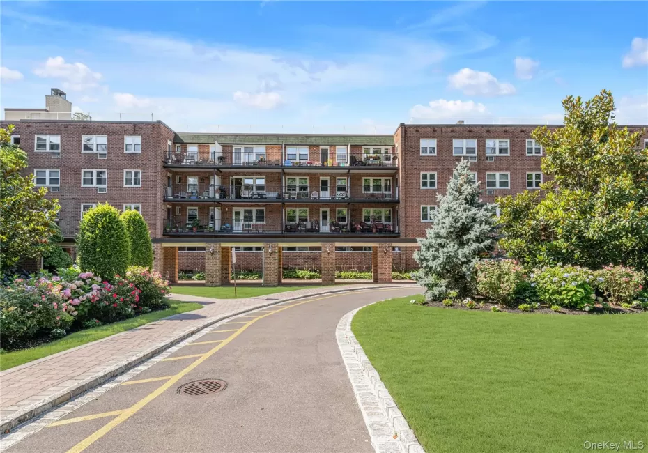 32 Pearsall Avenue, Glen Cove, NY, 1 Bedroom Bedrooms, 4 Rooms Rooms,1 BathroomBathrooms,Residential,For Rent,Pearsall,0,1025890 32 Pearsall Avenue, Glen Cove, NY, 1 Bedroom Bedrooms, 4 Rooms Rooms,1 BathroomBathrooms,Residential,For Rent,Pearsall,0,1025890