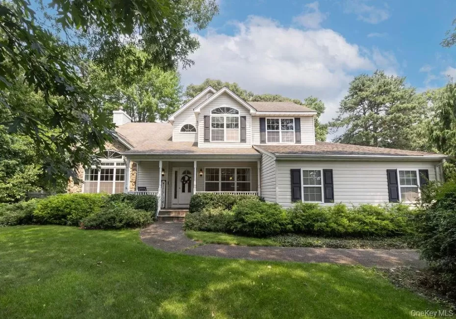 65 Betty Ann Drive, Brookhaven, NY, 5 Bedrooms Bedrooms, 10 Rooms Rooms,2 BathroomsBathrooms,Residential,For Rent,Betty Ann,0,1026188 65 Betty Ann Drive, Brookhaven, NY, 5 Bedrooms Bedrooms, 10 Rooms Rooms,2 BathroomsBathrooms,Residential,For Rent,Betty Ann,0,1026188