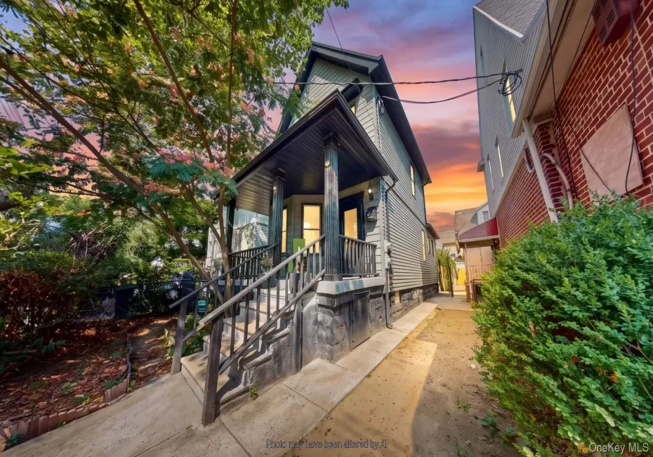 9415 Farragut Road, New York, NY, 4 Bedrooms Bedrooms, 8 Rooms Rooms,2 BathroomsBathrooms,Residential,For Rent,Farragut,0,1029465 9415 Farragut Road, New York, NY, 4 Bedrooms Bedrooms, 8 Rooms Rooms,2 BathroomsBathrooms,Residential,For Rent,Farragut,0,1029465