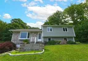 128 Lookout Pass, Beekman, NY, 3 Bedrooms Bedrooms, 8 Rooms Rooms,1 BathroomBathrooms,Residential,For Rent,Lookout,0,1027029 128 Lookout Pass, Beekman, NY, 3 Bedrooms Bedrooms, 8 Rooms Rooms,1 BathroomBathrooms,Residential,For Rent,Lookout,0,1027029