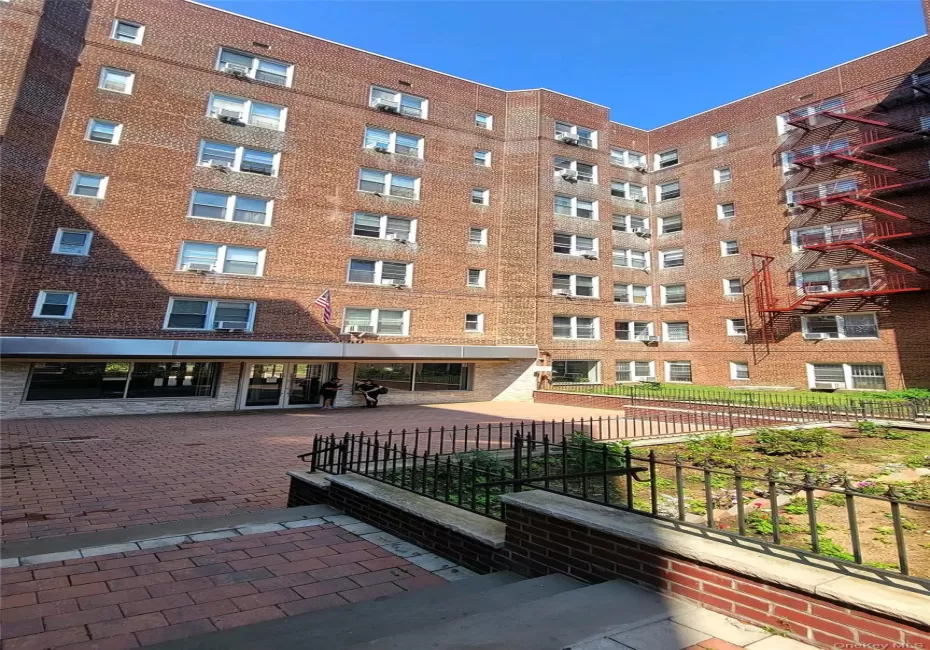 63-60 102nd Street, New York, NY, 1 Bedroom Bedrooms, 4 Rooms Rooms,1 BathroomBathrooms,Residential Lease,For Rent,102nd,0,1029352 63-60 102nd Street, New York, NY, 1 Bedroom Bedrooms, 4 Rooms Rooms,1 BathroomBathrooms,Residential Lease,For Rent,102nd,0,1029352