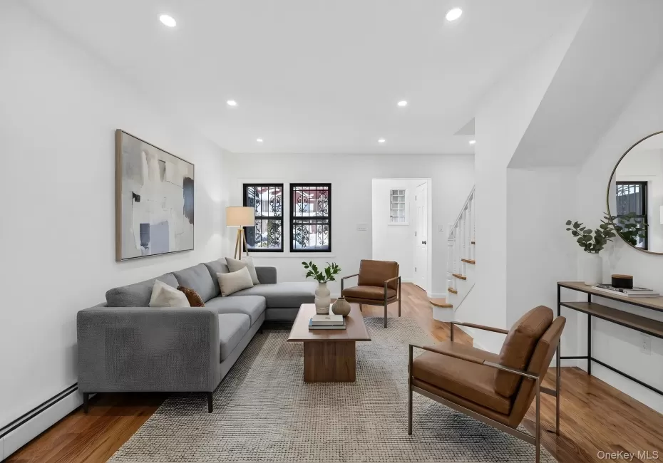 186-14 121st Avenue, New York, NY, 4 Bedrooms Bedrooms, 12 Rooms Rooms,3 BathroomsBathrooms,Residential,For Rent,121st,0,1029369 186-14 121st Avenue, New York, NY, 4 Bedrooms Bedrooms, 12 Rooms Rooms,3 BathroomsBathrooms,Residential,For Rent,121st,0,1029369