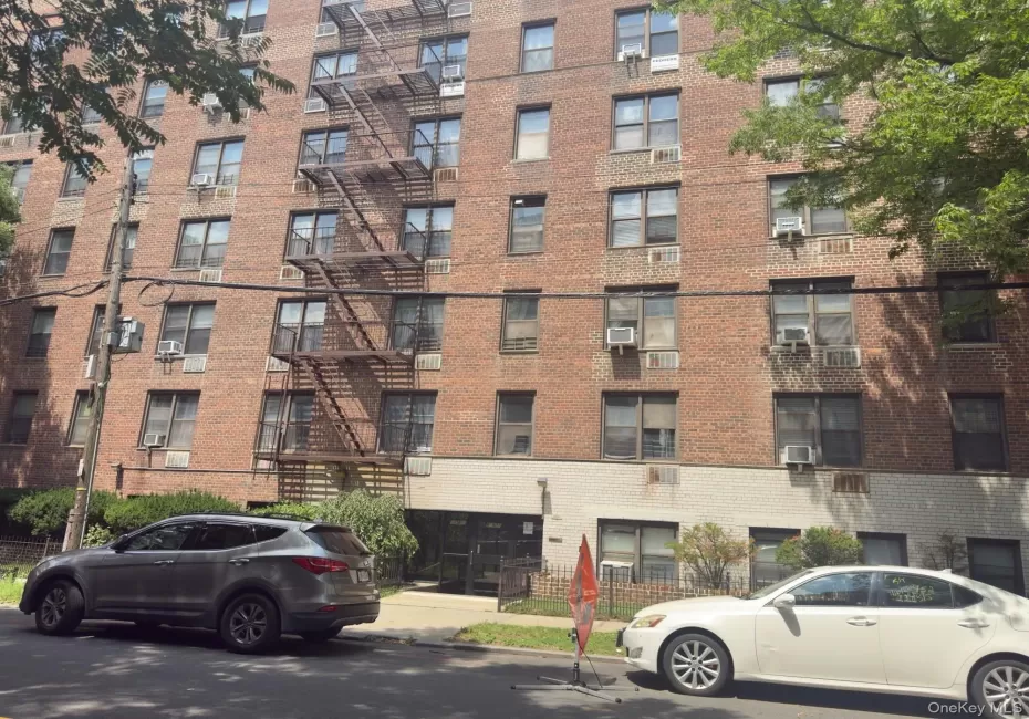149-43 35Th Ave, New York, NY, 3 Rooms Rooms,1 BathroomBathrooms,Residential Lease,For Rent,35Th Ave,0,1029650 149-43 35Th Ave, New York, NY, 3 Rooms Rooms,1 BathroomBathrooms,Residential Lease,For Rent,35Th Ave,0,1029650