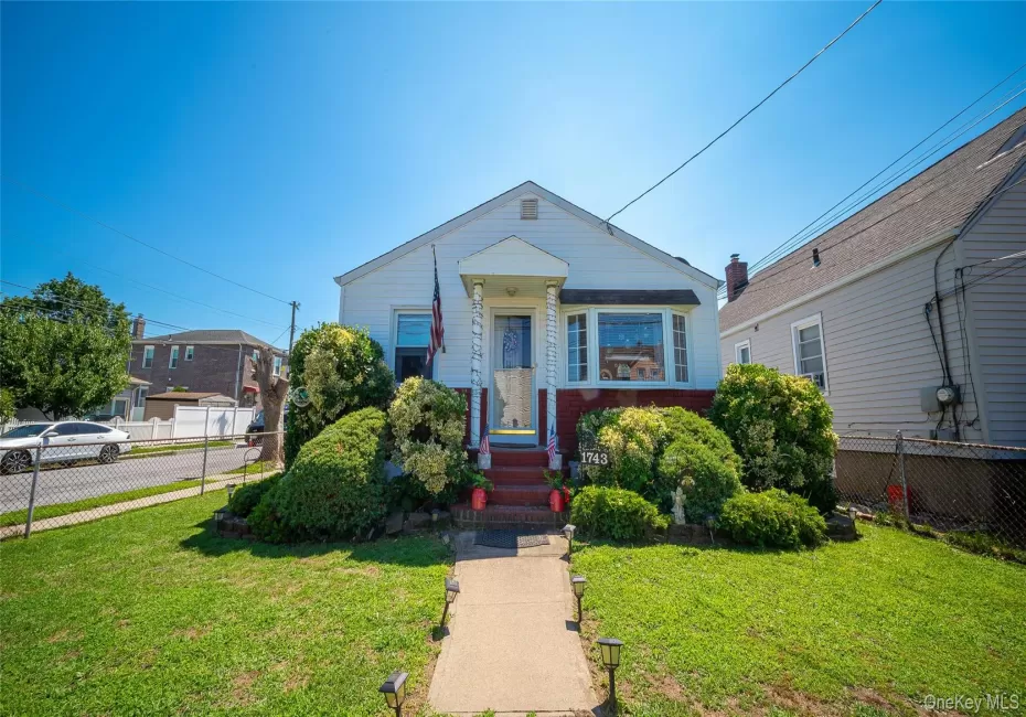 1743 Atherton Avenue, Hempstead, NY, 3 Bedrooms Bedrooms, 6 Rooms Rooms,1 BathroomBathrooms,Residential,For Rent,Atherton,0,1029637 1743 Atherton Avenue, Hempstead, NY, 3 Bedrooms Bedrooms, 6 Rooms Rooms,1 BathroomBathrooms,Residential,For Rent,Atherton,0,1029637