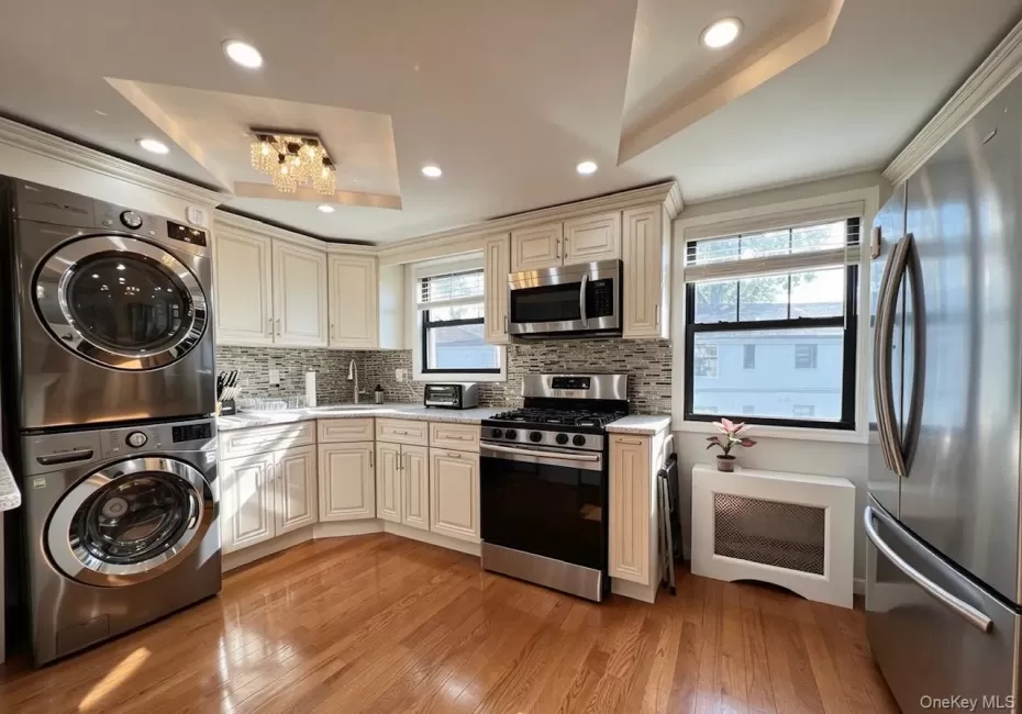 13714 68TH DRIVE, New York, NY, 2 Bedrooms Bedrooms, 5 Rooms Rooms,1 BathroomBathrooms,Residential,For Rent,68TH DRIVE,0,1029653 13714 68TH DRIVE, New York, NY, 2 Bedrooms Bedrooms, 5 Rooms Rooms,1 BathroomBathrooms,Residential,For Rent,68TH DRIVE,0,1029653