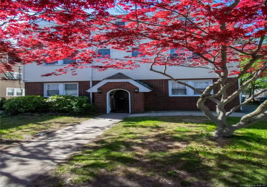 840 Seaman Avenue, Hempstead, NY, 2 Bedrooms Bedrooms, 4 Rooms Rooms,1 BathroomBathrooms,Residential Lease,For Rent,Seaman,0,1014344 840 Seaman Avenue, Hempstead, NY, 2 Bedrooms Bedrooms, 4 Rooms Rooms,1 BathroomBathrooms,Residential Lease,For Rent,Seaman,0,1014344