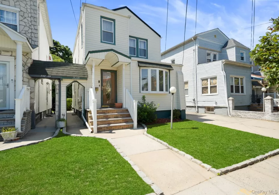 23220 Mentone Avenue, New York, NY, 3 Bedrooms Bedrooms, 6 Rooms Rooms,2 BathroomsBathrooms,Residential,For Rent,Mentone,0,1018051 23220 Mentone Avenue, New York, NY, 3 Bedrooms Bedrooms, 6 Rooms Rooms,2 BathroomsBathrooms,Residential,For Rent,Mentone,0,1018051