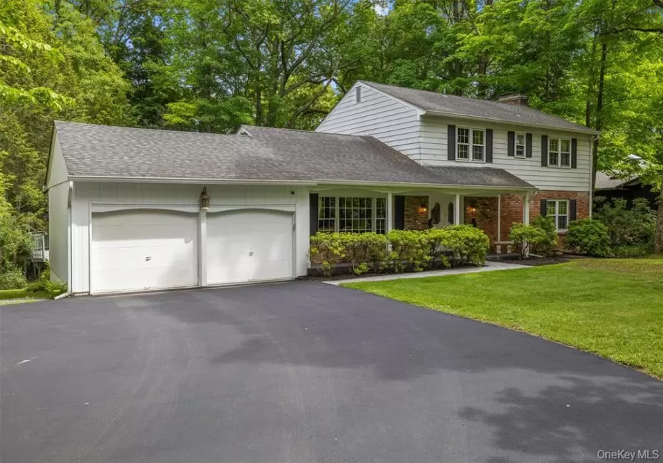 11 Carnelli Court, Poughkeepsie (town), NY, 4 Bedrooms Bedrooms, 11 Rooms Rooms,3 BathroomsBathrooms,Residential,For Rent,Carnelli,0,1024028 11 Carnelli Court, Poughkeepsie (town), NY, 4 Bedrooms Bedrooms, 11 Rooms Rooms,3 BathroomsBathrooms,Residential,For Rent,Carnelli,0,1024028