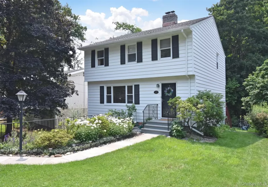 129 Hilldale Road, Greenburgh, NY, 3 Bedrooms Bedrooms, 6 Rooms Rooms,2 BathroomsBathrooms,Residential,For Rent,Hilldale,0,1028066 129 Hilldale Road, Greenburgh, NY, 3 Bedrooms Bedrooms, 6 Rooms Rooms,2 BathroomsBathrooms,Residential,For Rent,Hilldale,0,1028066