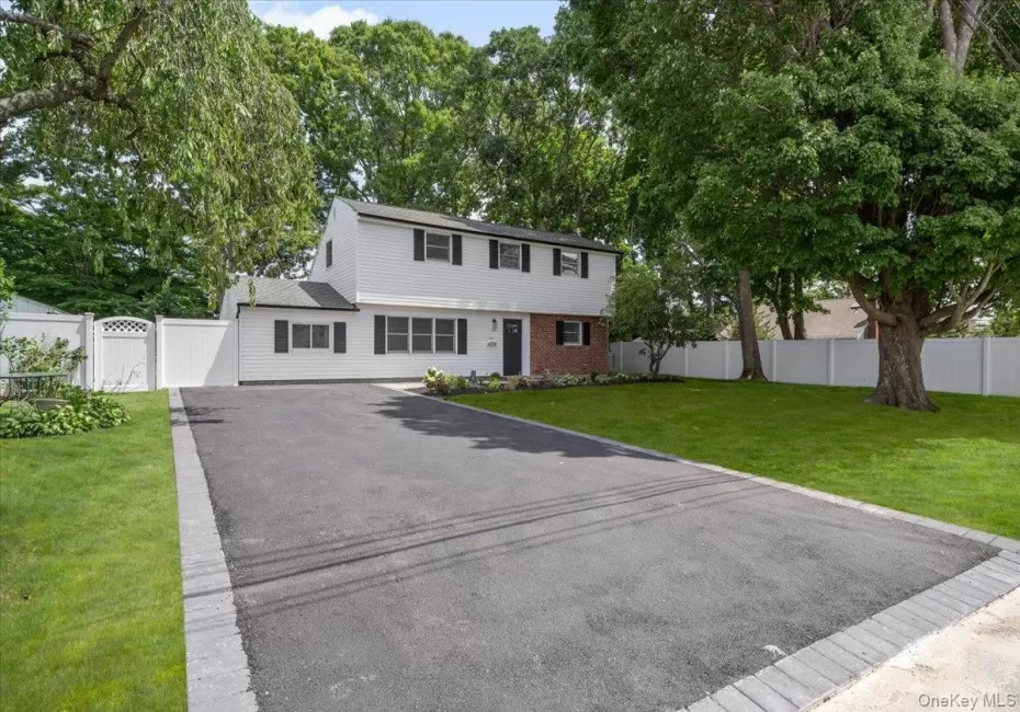 103 Bonnie Road, Islip, NY, 4 Bedrooms Bedrooms, 9 Rooms Rooms,2 BathroomsBathrooms,Residential,For Rent,Bonnie,0,1028002 103 Bonnie Road, Islip, NY, 4 Bedrooms Bedrooms, 9 Rooms Rooms,2 BathroomsBathrooms,Residential,For Rent,Bonnie,0,1028002