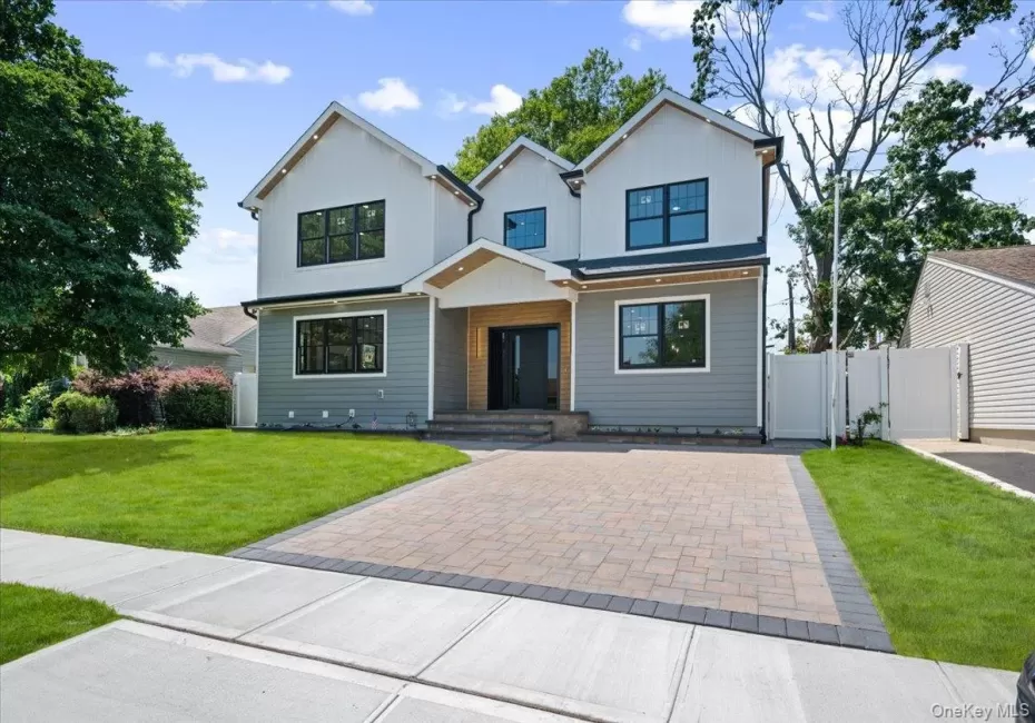 517 Corral Run, Hempstead, NY, 6 Bedrooms Bedrooms, 12 Rooms Rooms,4 BathroomsBathrooms,Residential,For Rent,Corral,0,1024905 517 Corral Run, Hempstead, NY, 6 Bedrooms Bedrooms, 12 Rooms Rooms,4 BathroomsBathrooms,Residential,For Rent,Corral,0,1024905