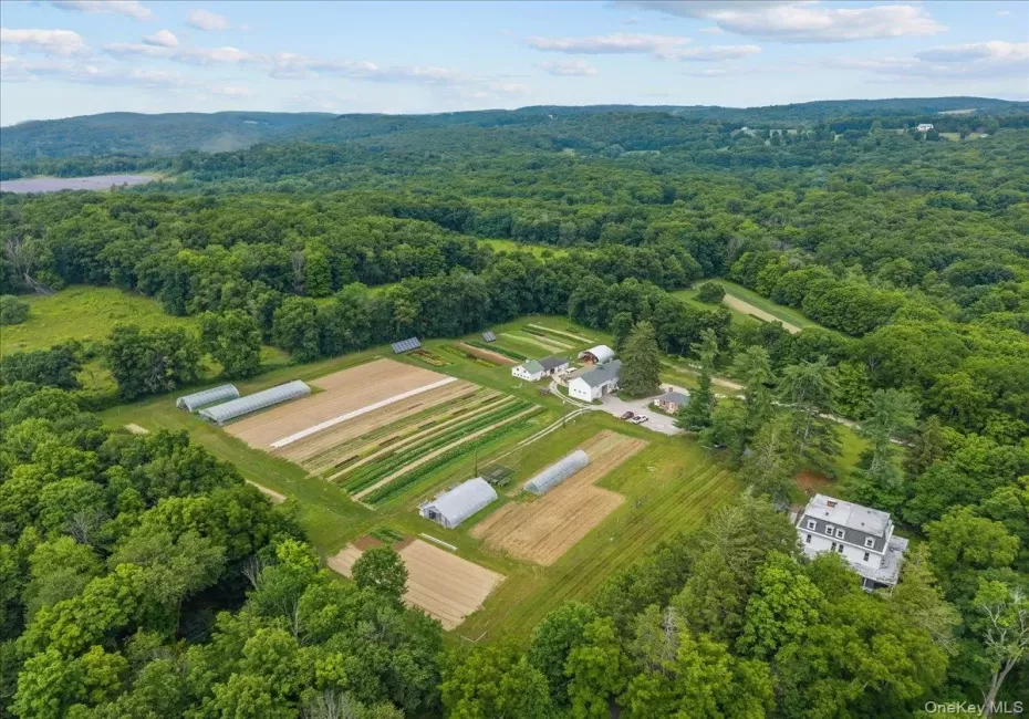 66 Acre Working Farm 66 Acre Working Farm