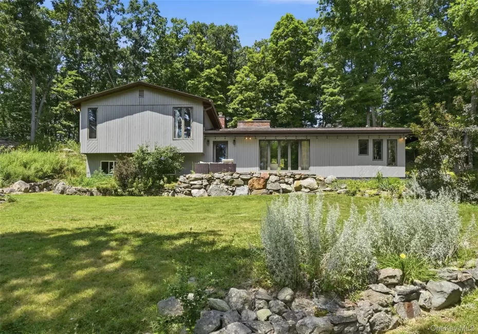 29 Murray Drive, Chester Town, NY, 3 Bedrooms Bedrooms, 8 Rooms Rooms,2 BathroomsBathrooms,Residential,For Rent,Murray,0,1027353 29 Murray Drive, Chester Town, NY, 3 Bedrooms Bedrooms, 8 Rooms Rooms,2 BathroomsBathrooms,Residential,For Rent,Murray,0,1027353